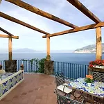 Otel La Tonnarella
