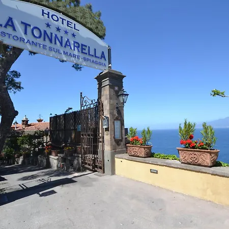 La Tonnarella فندق 4*