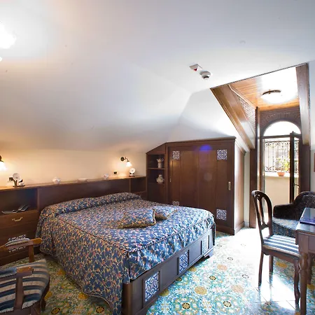 La Tonnarella מלון