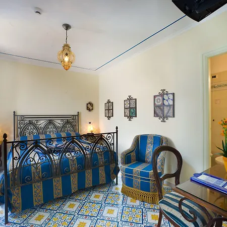 מלון La Tonnarella