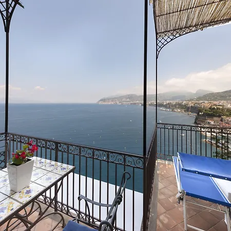 מלון La Tonnarella