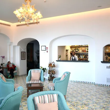 فندق La Tonnarella 4*