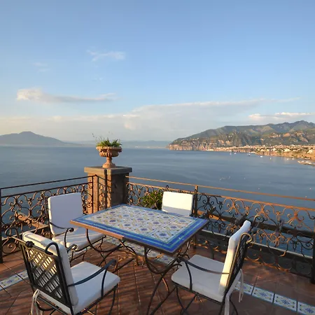 La Tonnarella 4* סורנטו