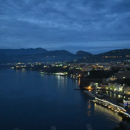 La Tonnarella מלון סורנטו