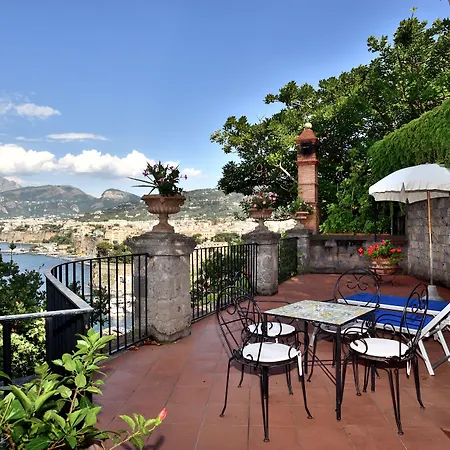 Hotel La Tonnarella
