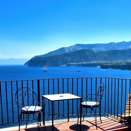 La Tonnarella Hotel 4*