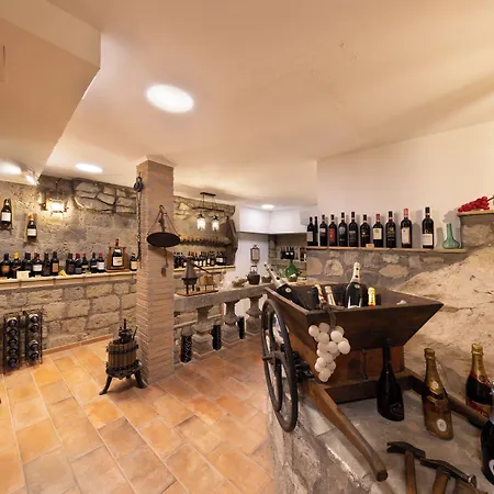 La Tonnarella Hotel 4*