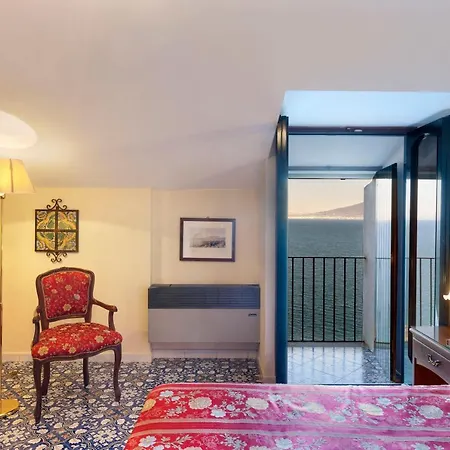 Hotel La Tonnarella 4*